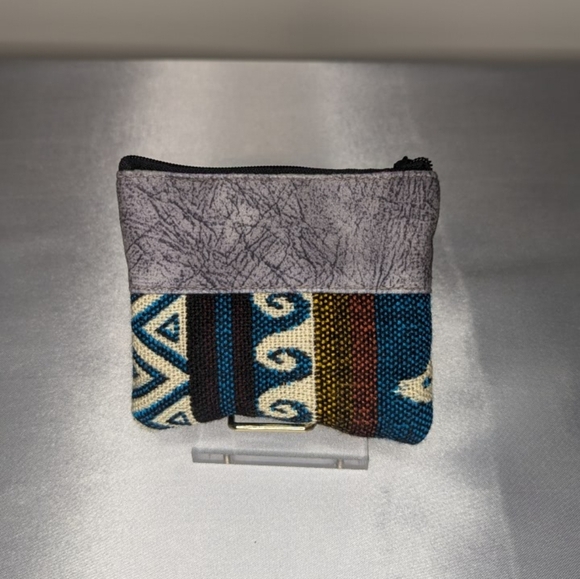 Handcrafted wallet coin purse knit quilted from Ecuador - unique gift! NWOT - Picture 2 of 5